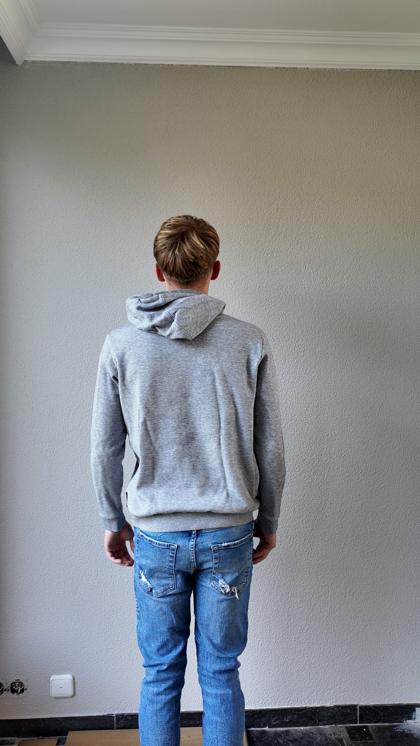 Emporio Armani Hoodie | 14a (maat s) - Afbeelding 3